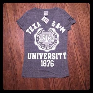 Texas A&M VS pink shirt